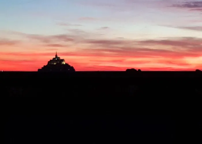3 Places- Mont-saint-michel La Taniere Le Cezembre Apartmán